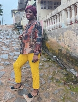 Profil de Julienne, une femme célibataire de 40 ans à Yaoundé