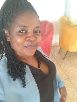 Profil de Stepy, une femme célibataire de 37 ans à Yaoundé