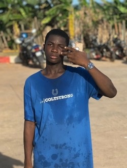 Profil de Mamadou, un homme célibataire de 20 ans à Abidjan