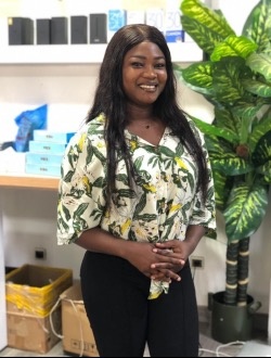 Profil de Gracias, une femme célibataire de 30 ans à Cotonou