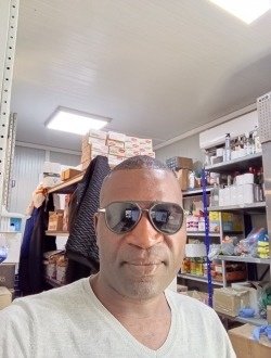 Profil de Ousmane, un homme célibataire de 38 ans à Dakhla