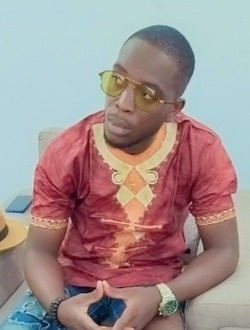 Profil de Oskane, un homme célibataire de 37 ans à Cocody