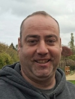 Profil de Willy, un homme célibataire de 44 ans à Dampicourt