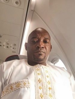 Profil de Michael, un homme célibataire de 47 ans à Nsimalen