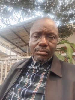 Profil de Al, un homme célibataire de 55 ans à Kinshasa Nongo