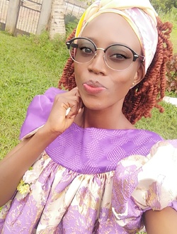 Profil de Leslie, une femme célibataire de 30 ans à Douala