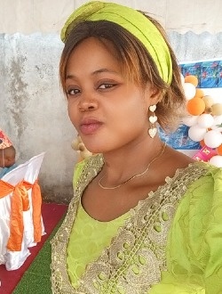 Profil de Aicha Love, une femme célibataire de 32 ans à Ngaoundéré