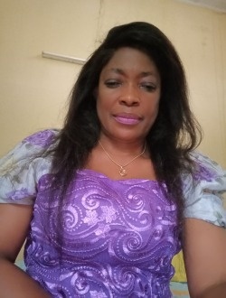 Profil de Benie, une femme célibataire de 51 ans à Kinshasa
