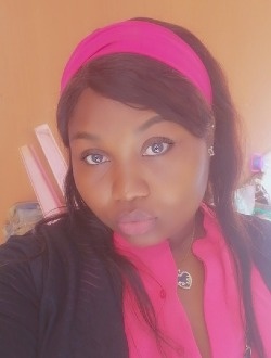 Profil de Rols, une femme célibataire de 35 ans à Yaoundé