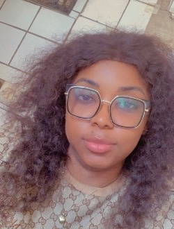 Profil de Stephanie, une femme célibataire de 29 ans à Yaoundé