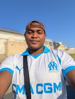 Profil de Curwin Elie, un homme célibataire de 28 ans à Saint-Lô