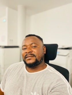 profile picture 0