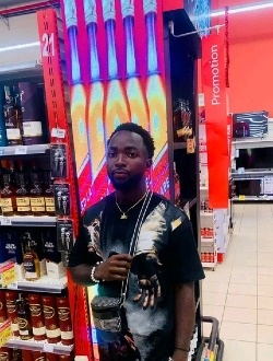 Profil de Joël, un homme célibataire de 22 ans à Yaoundé