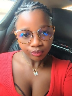 Profil de Danielle, une femme célibataire de 22 ans à Yaoundé