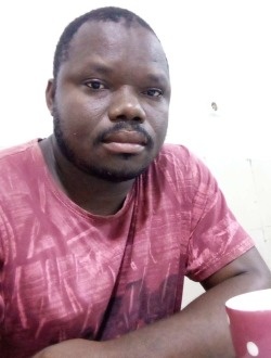 Profil de Emmanou, un homme célibataire de 44 ans à Yaoundé
