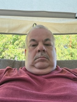 Profil de Gilles, un homme célibataire de 61 ans à Laval