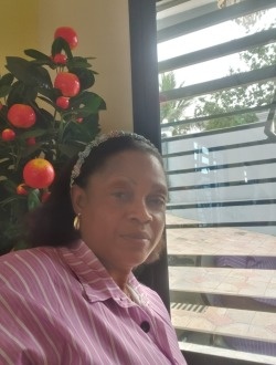 Profil de Alexies, une femme célibataire de 43 ans à Yaoundé