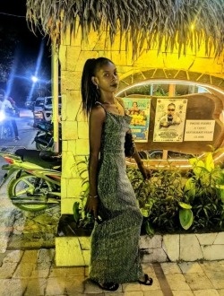 Profil de Esinah, une femme célibataire de 25 ans à Ambanja