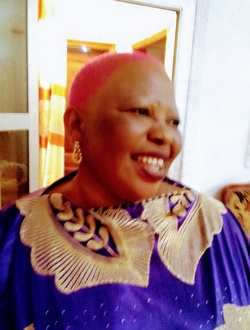 Profil de Justine, une femme célibataire de 48 ans à Akonolinga
