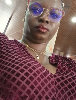 Profil de Edwin83, une femme célibataire de 42 ans à Abidjan