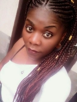 Profil de Fifi, une femme célibataire de 34 ans à Douala