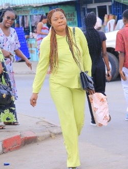 Profil de Crescence, une femme célibataire de 39 ans à Libreville