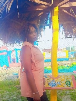 Profil de Raïssa, une femme célibataire de 47 ans à Port-Gentil