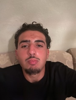 Profil de Yassine, un homme célibataire de 21 ans à Chanteloup-en-Brie