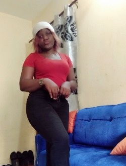 Profil de Esther, une femme célibataire de 39 ans à Somone