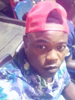 Profil de Joel, un homme célibataire de 34 ans à Douala