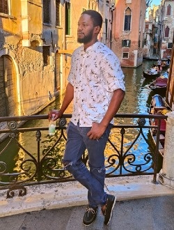 profile picture 0