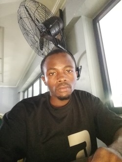 Profil de Stéphane, un homme célibataire de 41 ans à Nkongsamba