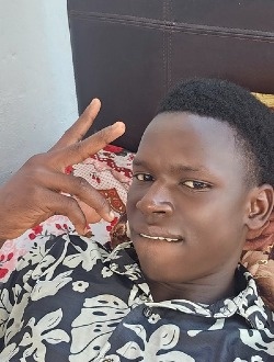 Profil de Omar, un homme célibataire de 21 ans à Sukuta