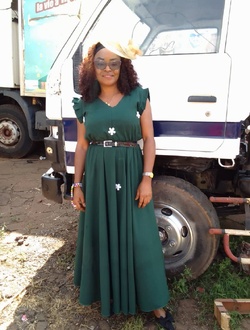 Profil de Flore Patricia, une femme célibataire de 47 ans à Bafoussam