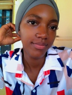 Profil de Laurelle, une femme célibataire de 33 ans à Yaoundé