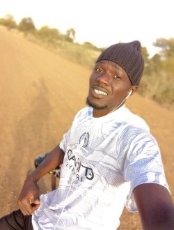 Profil de Bernard, un homme célibataire de 30 ans à Dakar Dodj