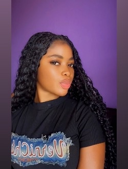 Profil de Lyne, une femme célibataire de 26 ans à Éfoulan