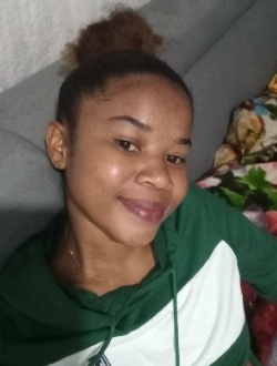 Profil de Kayra, une femme célibataire de 22 ans à 1ER Arrondissement