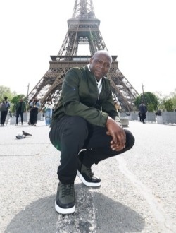 Profil de Diop, un homme célibataire de 46 ans à Dakar