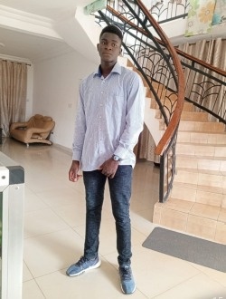 Profil de Dieu Donné, un homme célibataire de 20 ans à Conakry