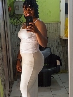 Profil de Lise, une femme célibataire de 36 ans à Yaoundé