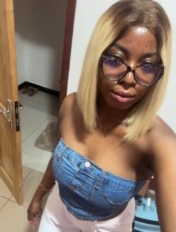 Profil de Cruzita, une femme célibataire de 25 ans à Douala