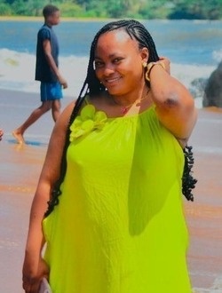 Profil de Perla Joyce, une femme célibataire de 26 ans à Douala