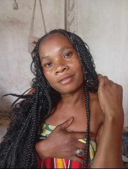 Profil de Voangy, une femme célibataire de 41 ans à Tanambao-Namantoana