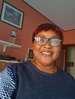 Profil de Juliette, une femme célibataire de 58 ans à Abobo
