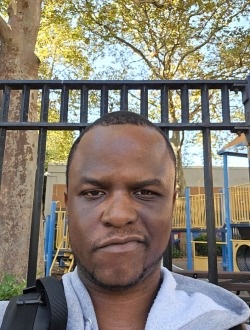 Profil de Carl, un homme célibataire de 34 ans à New York