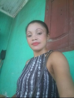 Profil de Honorine, une femme célibataire de 37 ans à Aborano