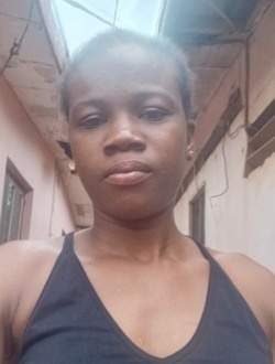 Profil de Kasseli, une femme célibataire de 18 ans à Aboisso