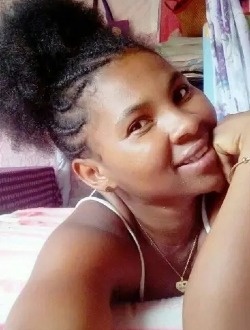 Profil de Aslah, une femme célibataire de 28 ans à Antsiranana