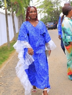 Profil de Ruth Esther, une femme célibataire de 28 ans à Akebe-Plaine